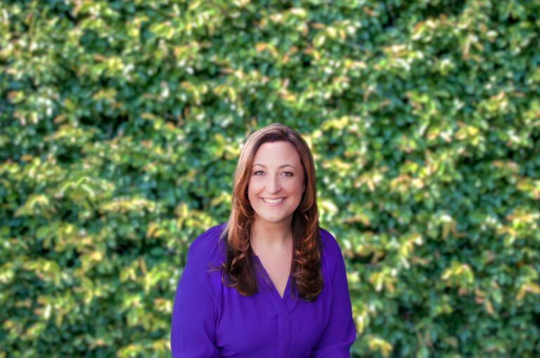 “Make Decisions Based In Love” Words of Wisdom With Lindsay Smith, Founder of “I Am LVC”