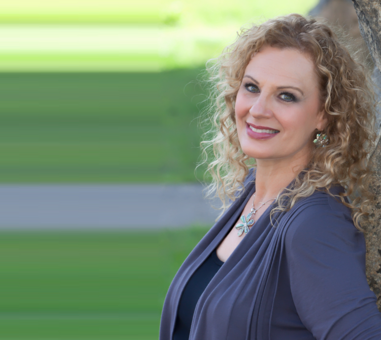 “5 Things We Can Each Do To Make Social Media And The Internet A Kinder And More Tolerant Place” With Sherrie Dunlevy
