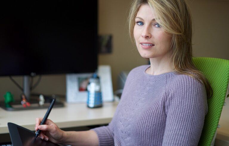 “Let’s start a movement to drag every entrepreneur out of their space and connect them with someone with a totally different perspective” With Beth Kuchar