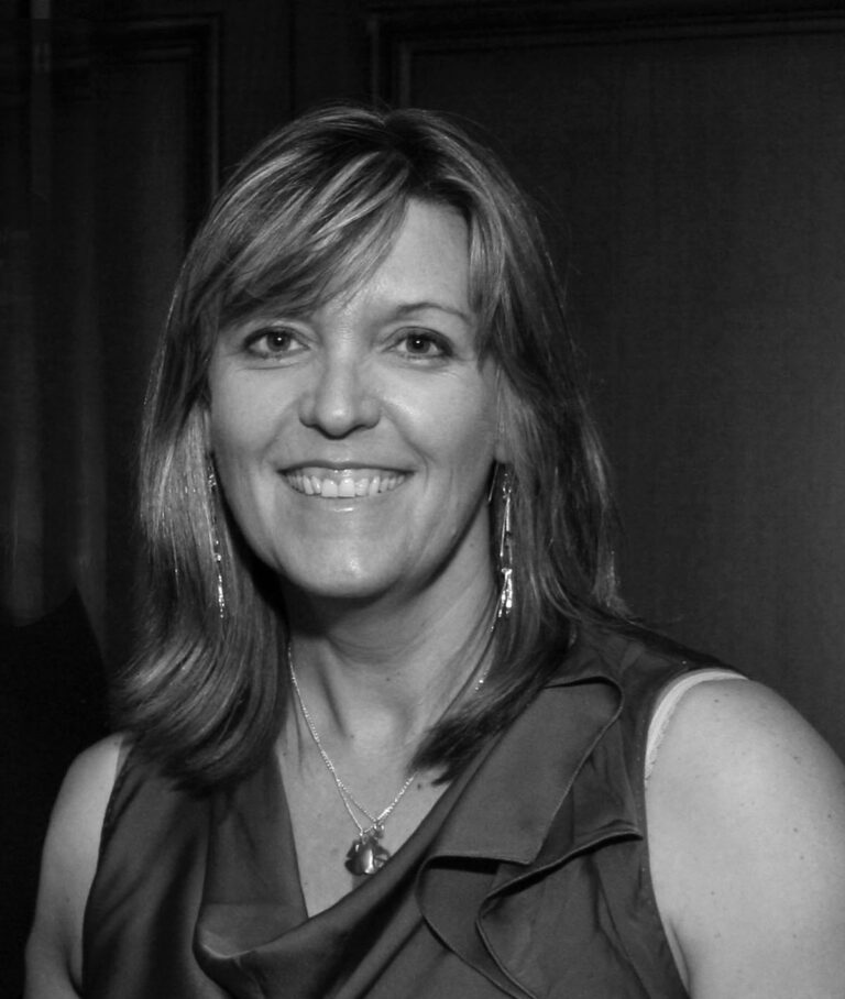 Social Impact Heroes: How Sarah Symons and Her Future Coalition have helped over 3,000 women and girls on their journey to freedom and independence