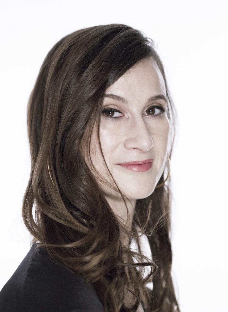 Social Impact Heroes: “How Netizens Filmmaker, Cynthia Lowen, is helping to battle and prevent online harassment”