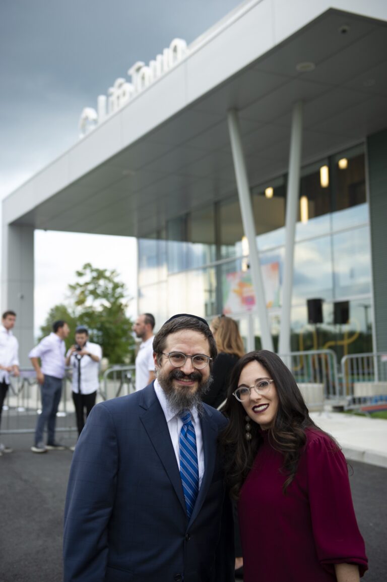 Social Impact Heroes: Why & How Zalman & Toba Grossbaum of LifeTown Are Helping To Change Our World