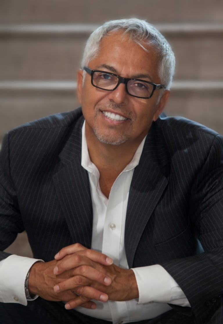 Social Impact Heroes: Why & How Richard L Zaldivar of ‘The Wall las Memorias Project’ Is Helping To