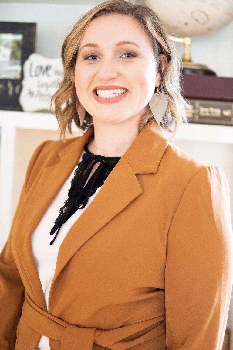Young Change Makers: How Alexis Black of Redefining Normal Is Helping To Make A Difference In Our…
