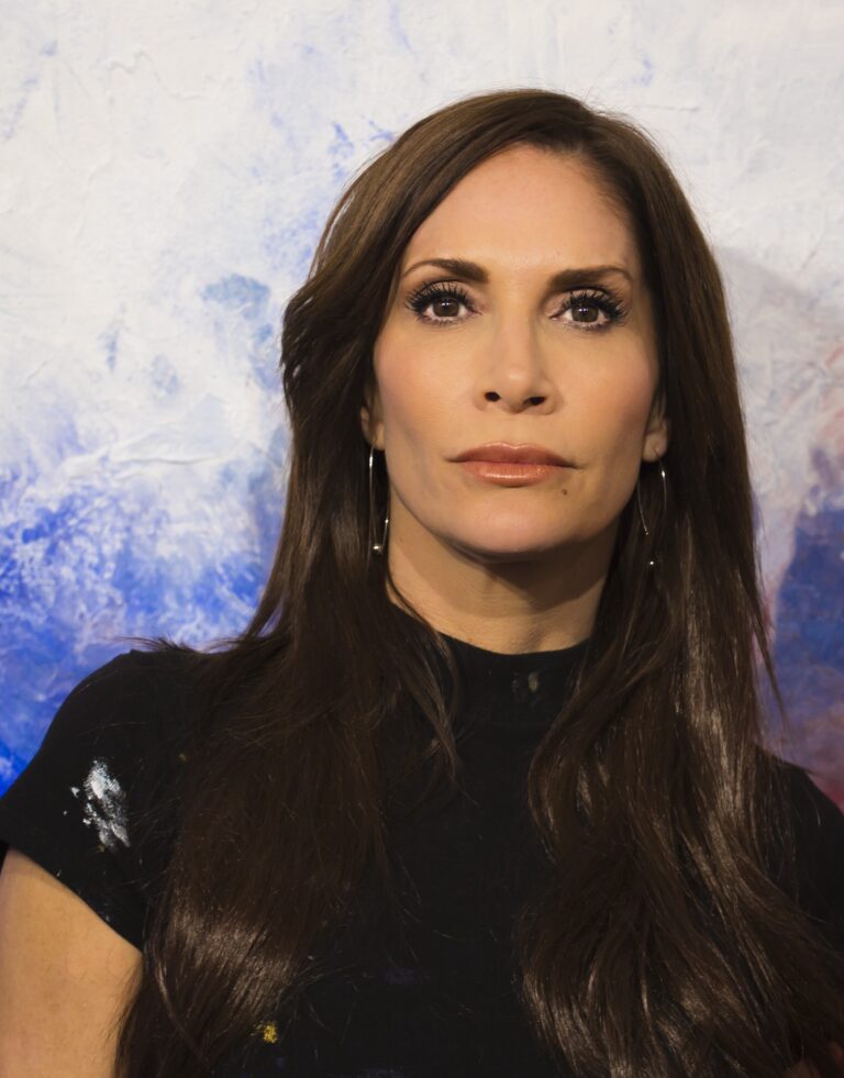 Social Impact Heroes: Why & How Hallie Hart of House of Hart Is Helping To Change Our World