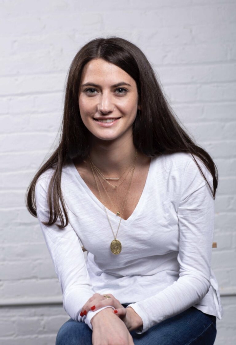 Young Change Makers: Why and How Alexis Taub of Alexis Jae Is Helping To Change Our World
