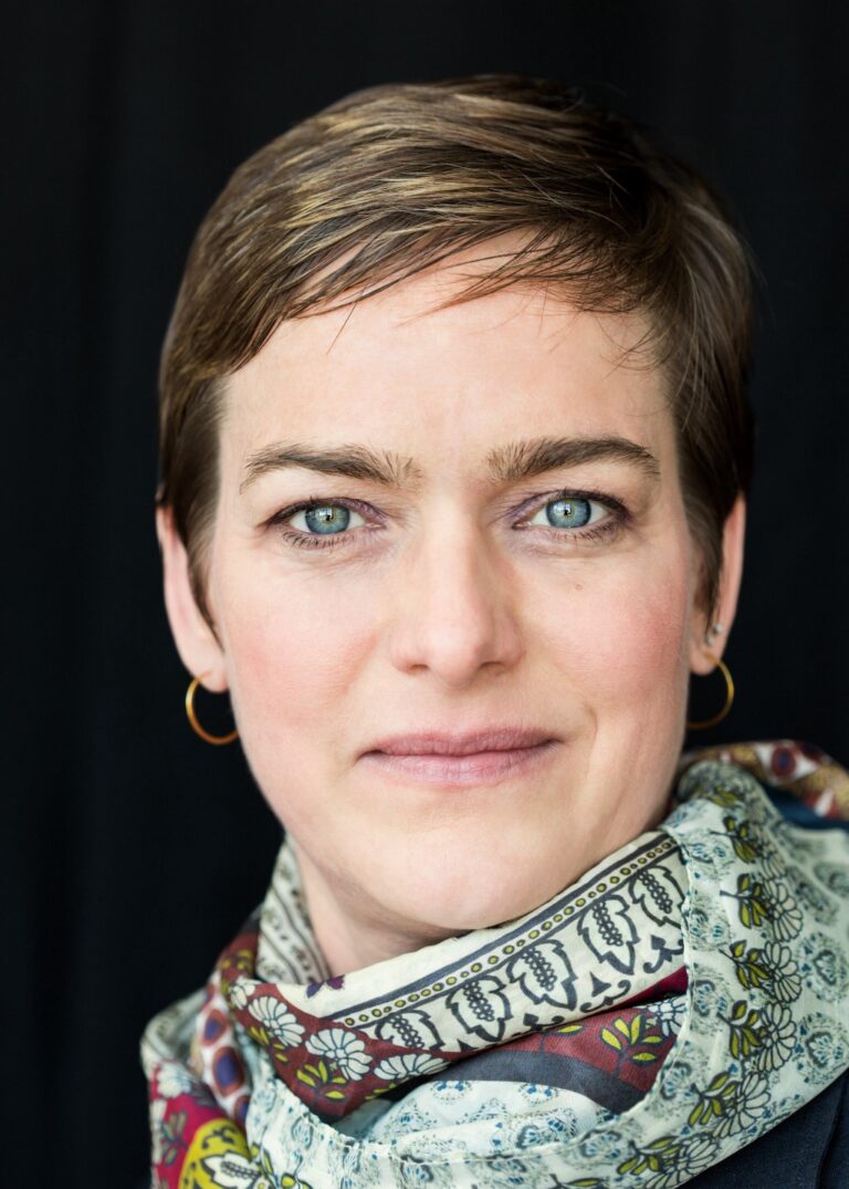 Social Impact Heroes: Why & How Ruth Richardson of ‘The Global Alliance For The Future Of Food’ Is…