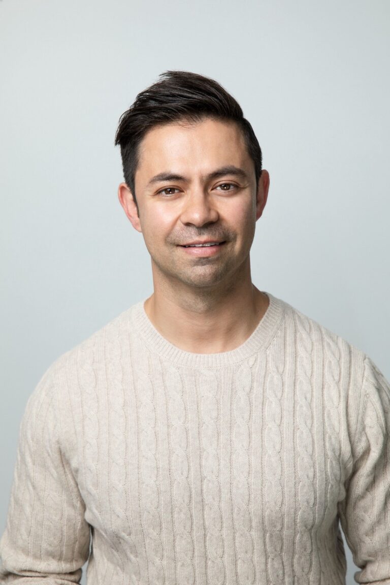 Social Impact Authors: How & Why Ivan Estrada Is Helping To Change Our World