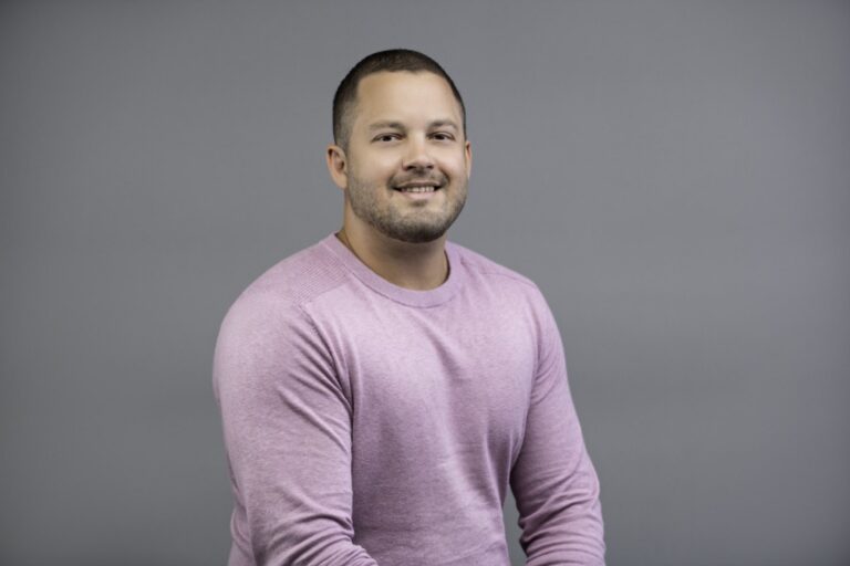 Novelist Adrian Gonzalez On How To Write Compelling Science Fiction and Fantasy Stories