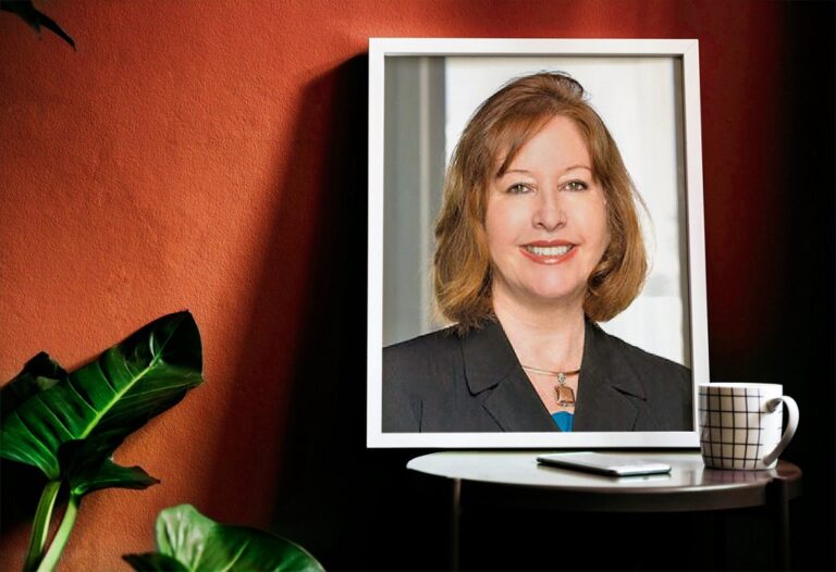 Social Impact Authors: How & Why Gloria Romero Is Helping To Change Our World