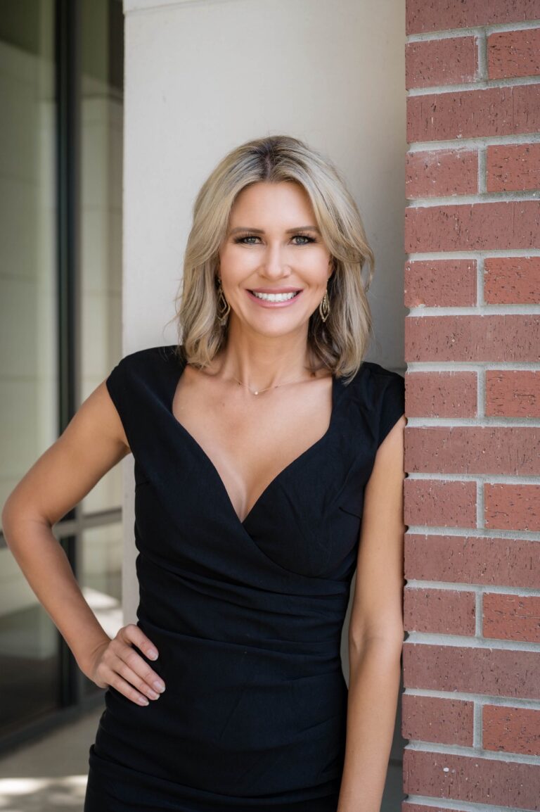Danielle Cobo On The Morning Routines and Habits Of Highly Successful People