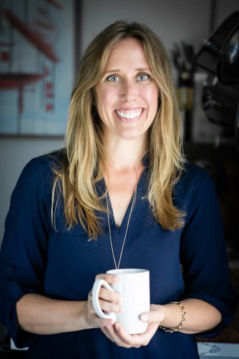 Social Impact Authors: How & Why Minna Taylor of Energize Your Voice Is Helping To Change Our World