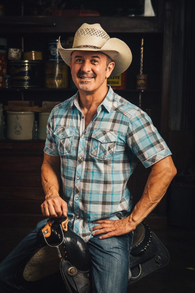 Robbie Shoults of Bear Creek Smokehouse On 5 Things You Need To Create a Successful Food or…