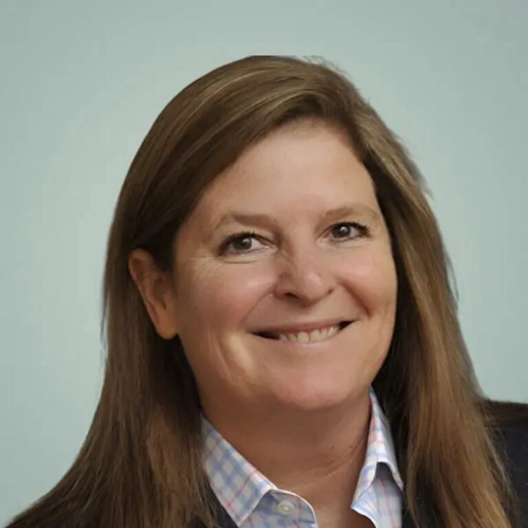 Social Impact Heroes Helping Our Planet: Why & How Lauren Flanagan Of Sesame Solar Is Helping To…