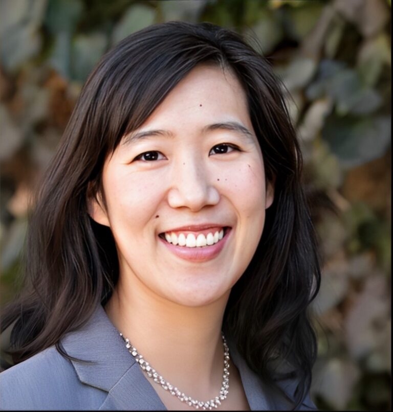 Social Impact Heroes: Why & How Laura Huang of World of Business Ideas Is Helping To Change Our Wor