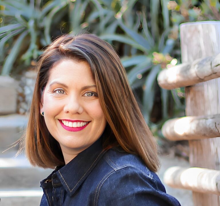 Courtney Meyers Of The Intentional Home & Living On How Simplifying & Decluttering Your Life Can…