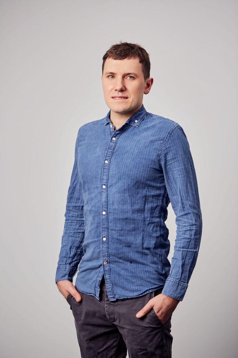 Filip Kowalski Of Profil Software On How Simplifying & Decluttering Your Life Can Make You Happier