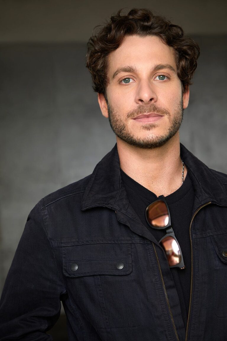 Influencer Ross Pomerantz On How To Cultivate Connection & Community In A Click to Connect World