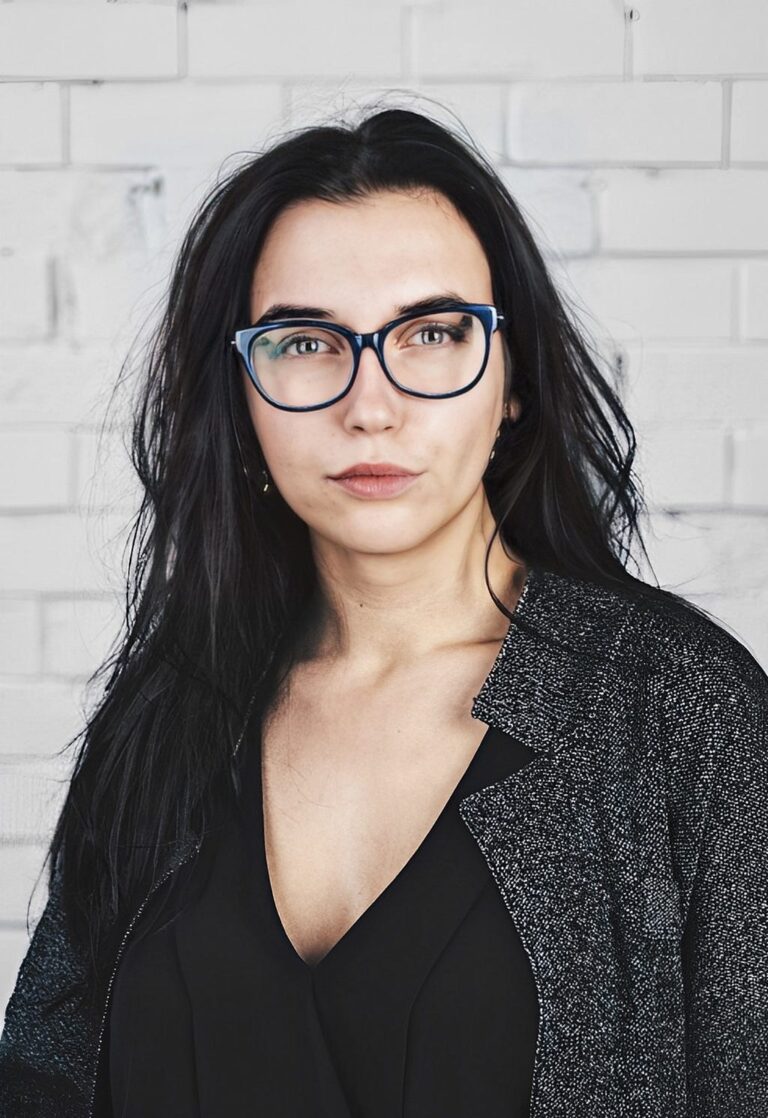 Marta-Katrina Tobiase On How to Go Beyond Your Comfort Zone to Grow Both Personally and…
