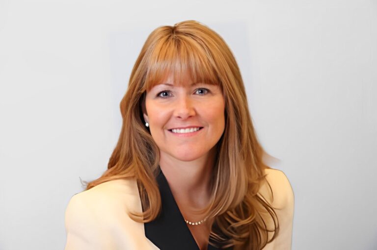 Kimberly O’Loughlin Of Health Recovery Solutions (HRS) On 5 Things We Need To Do To Improve The US…