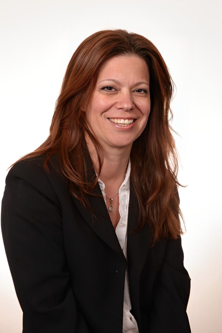Thriving As A Woman In a Male-Dominated Industry: Randi Goldstein Casey Of Goldsteins’ Rosenberg’s…