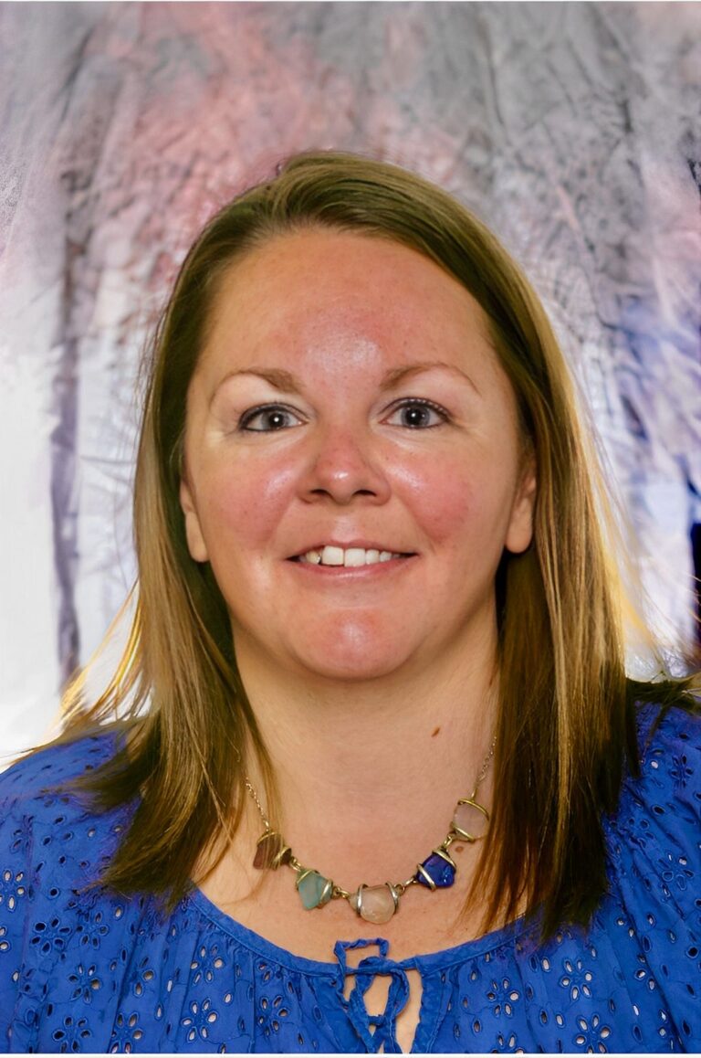 Tracy McHugh On How to Go Beyond Your Comfort Zone to Grow Both Personally and Professionally
