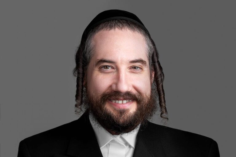 Joel Freund of Fluex Media On How To Cultivate Connection & Community In A Click to Connect World