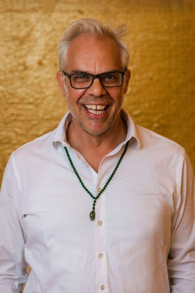 Keeping In Touch With Your Intuition: Jonathan Jay Dubois On How To Get In Touch With Your…