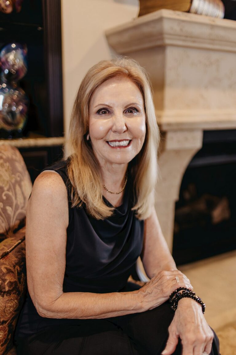 Dianna Kokoszka of Keller Williams Maps and Coaching On How to Go Beyond Your Comfort Zone To Grow…