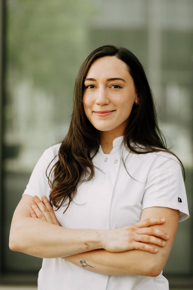Chef Savannah Miller Of Glasshouse Kitchen: 5 Things I Wish Someone Told Me Before I Became a Chef