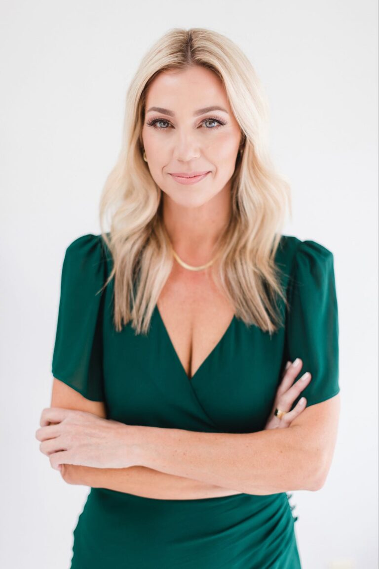 Kimberly Stark Of The Flourish Consultancy On How to Go Beyond Your Comfort Zone To Grow Both…