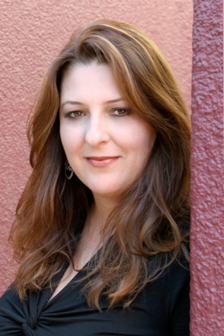 Dianna Ippolito: 5 Things I Wish Someone Told Me When I First Became A Filmmaker