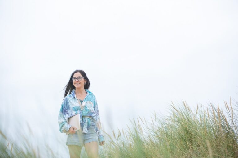 Nadia Hewstone of Destino Coaching On How Busy Leaders Create Equilibrium or Balance Between Their…