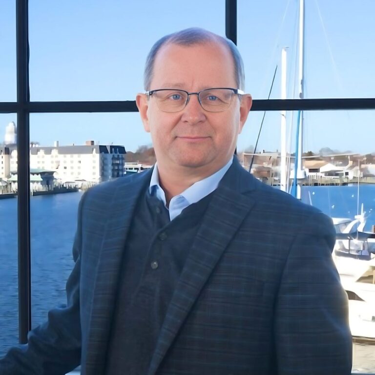 Lars Kristiansen Of Oasis Marinas On 5 Things You Need To Create a Successful Food or Beverage…
