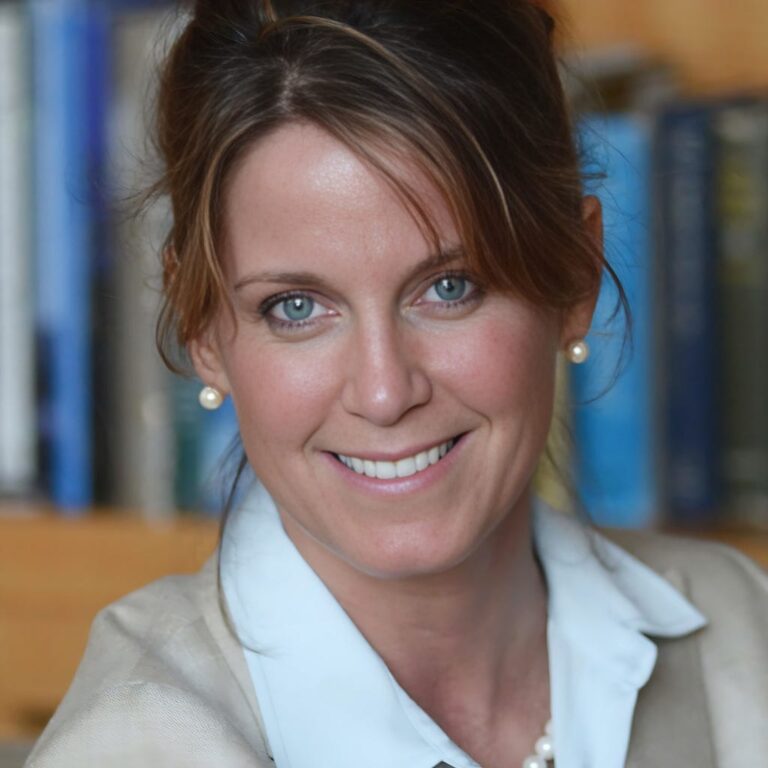 Social Impact Heroes: Why & How Lisa Consiglio of Narrative 4 Is Helping To Change Our World