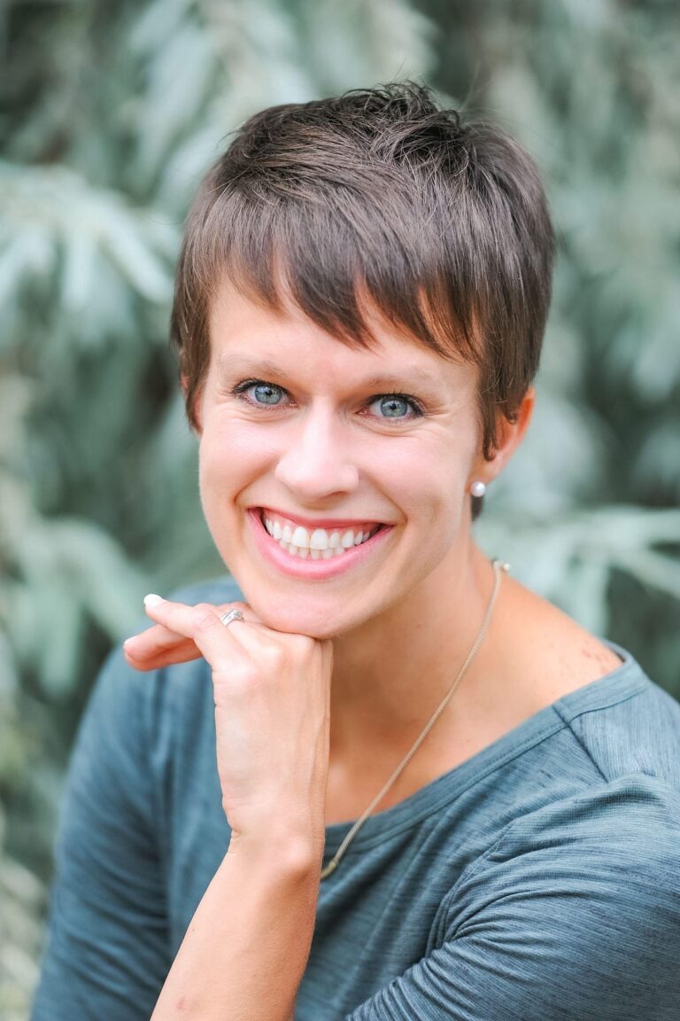 Dre Olsen Of zant On How Simplifying & Decluttering Your Life Can Make You Happier