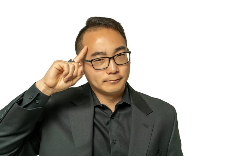 Fred Lee On How to Begin, Navigate, & Sustain Sobriety