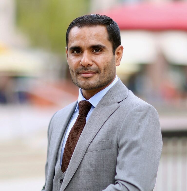 Social Impact Heroes: Why & How Tahir Amin of Initiative for Medicines, Access & Knowledge (I-MAK)…