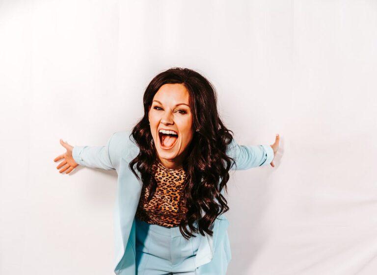 Social Impact Authors: How & Why Author Erin Diehl of improve it! Is Helping To Change Our World