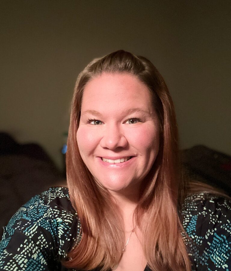 Amanda Higgs Of Crossroads Treatment Centers On How to Begin, Navigate, & Sustain Sobriety
