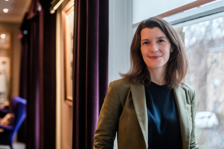 Ellie Hearne Of Pencil or Ink On The Morning Routines and Habits Of Highly Successful People