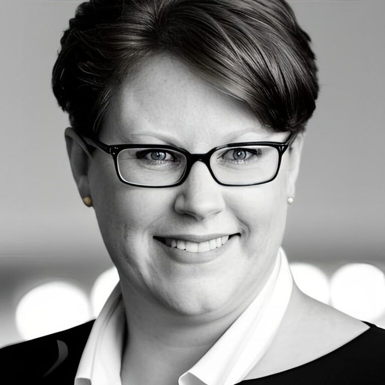 Bronwen Sciortino Of sheIQ Life On How We Can Increase Women’s Engagement in Leadership and…