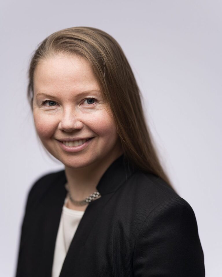 Social Impact Heroes: Why & How Zhenya Lindgardt of Sera Prognostics Is Helping To Change Our World