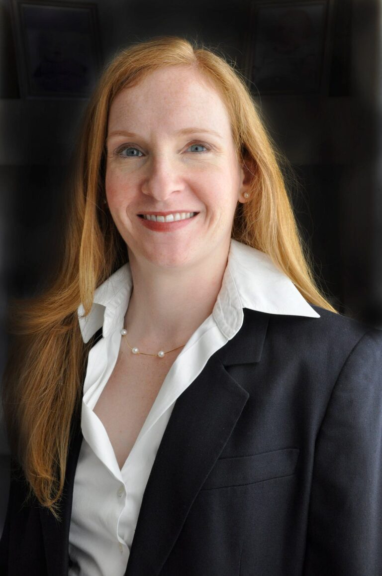 Pamela Wirth Barnhill of Hello Health: 5 Things You Should Do To Become a Thought Leader In Your…
