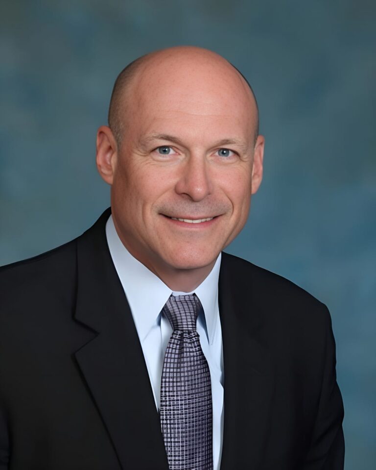 Renaud Rodrigue Of Ricoh: 5 Things You Need To Be A Highly Effective C-Level Leader Of A Bank