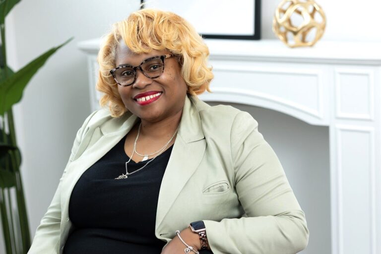 Growing Every Day: Niccole Nelson Of Cracked Porcelain Consulting On What We Can Do To Grow Every…