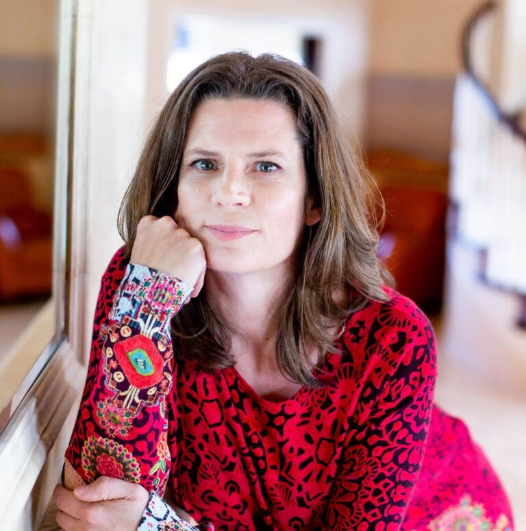 Raising Resilient Kids: Julia Black Of ‘Lights On Learning’ On Strategies for Nurturing Emotional…