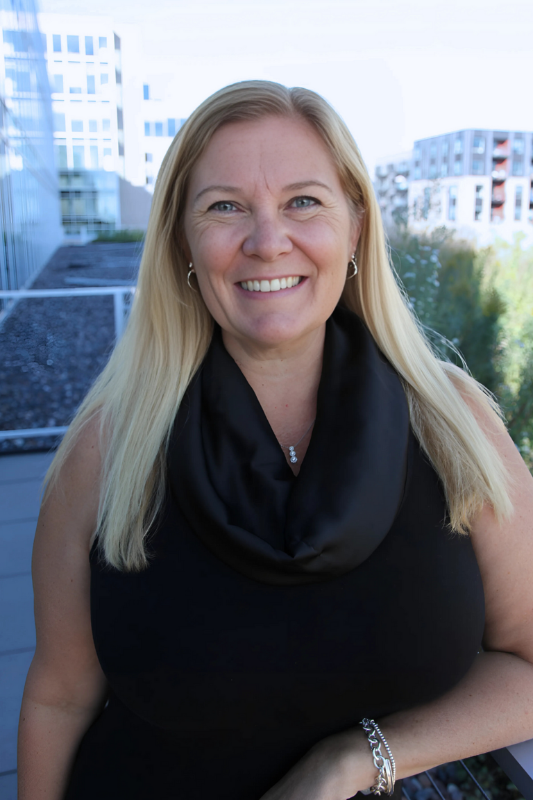 Ann Schreiber of Copywriting For You: 5 Things You Should Do To Become a Thought Leader In Your…