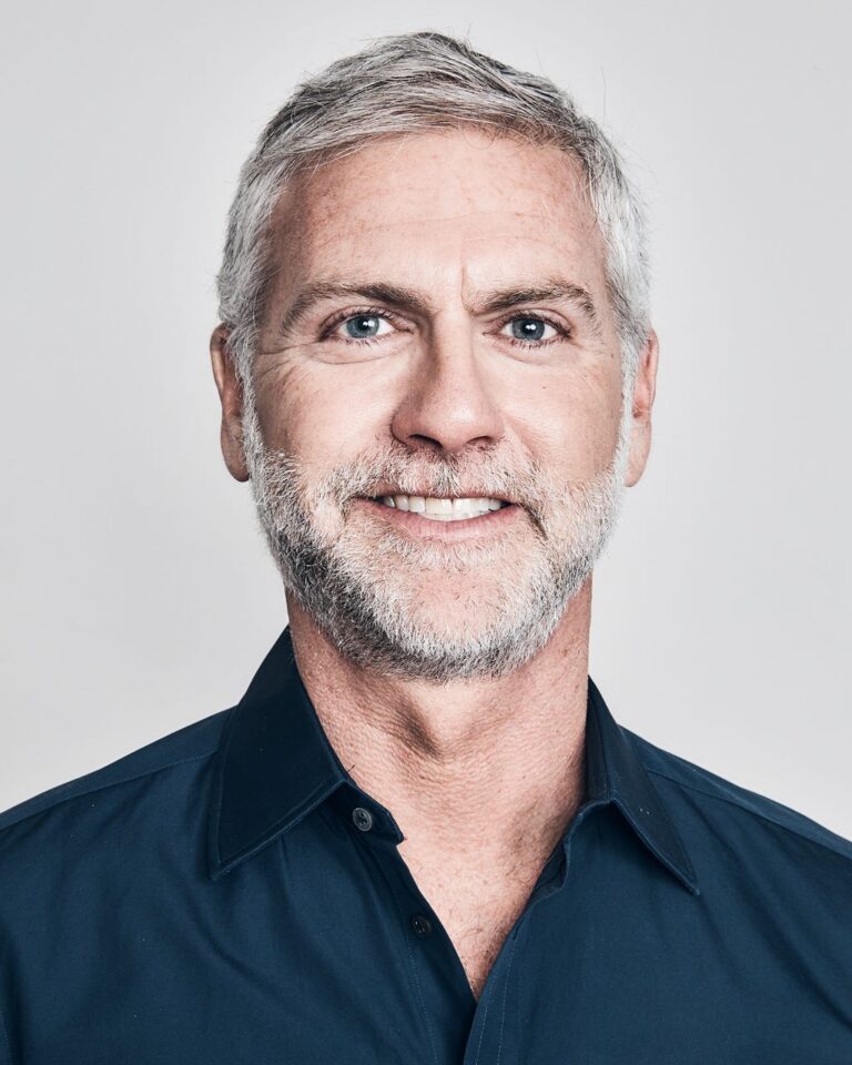 Paul Kradin Of Lumi On How They Are Breaking the Cycle of Non-Renewable Consumption