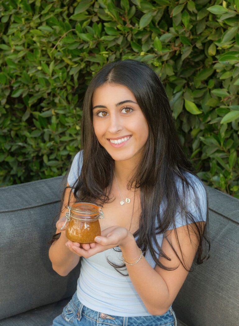 Young Social Impact Heroes: Why and How Sydney Assil of The Honey Project Is Helping To Change Our…